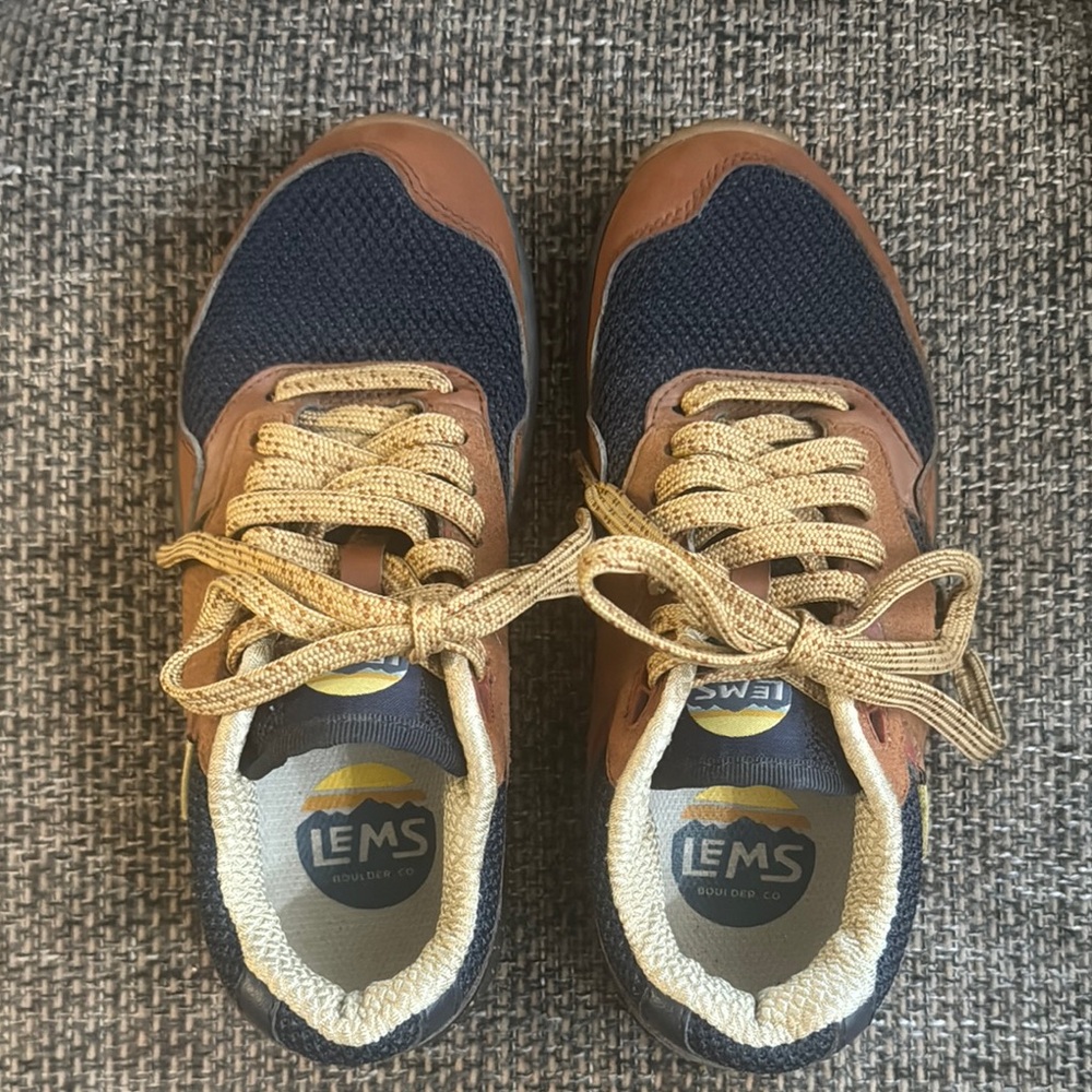 LEMS SHOES Trailhead Sneaker in Sequoia size 5
